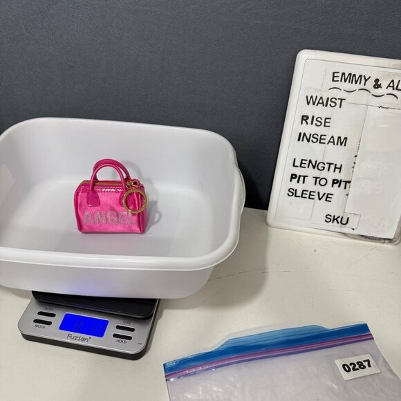 Victorias Secret VTG Angel Mini Coin Purse Keychain Pink Tiny Zipper Close Y2K - Picture 9 of 9